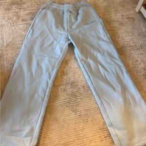 COMFRT straight leg pastel baby blue sweat pants NEVER WORN size M